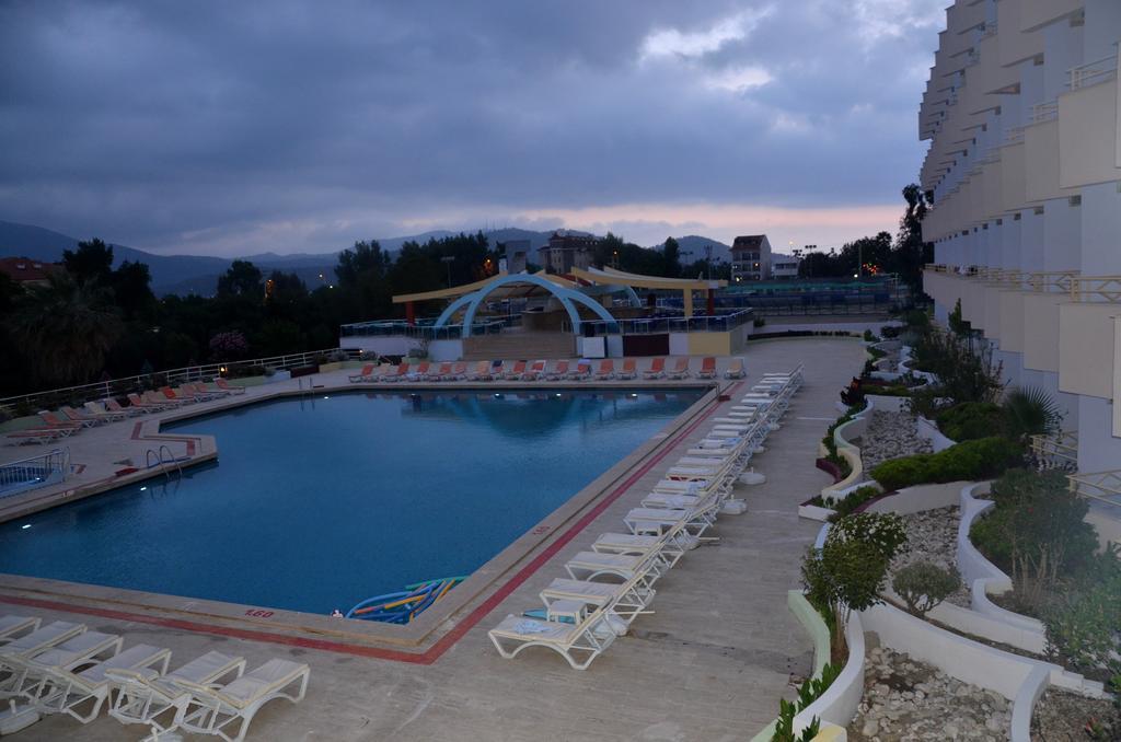 Orient Resort Hotel Fethiye Exterior foto